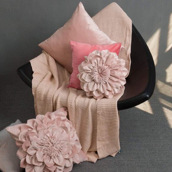 3D Flower Handmade Throw Pillow Covers Decorative Cushion Covers Soft Velvet Pil - Picture 9 of 9